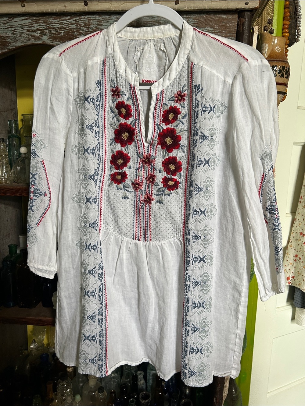 Johnny Was White Tunic with Red Floral Embroidery